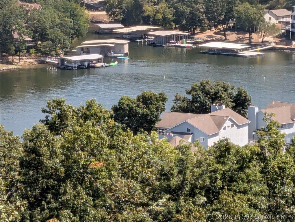 Villas at Shores of Camelot - Residential