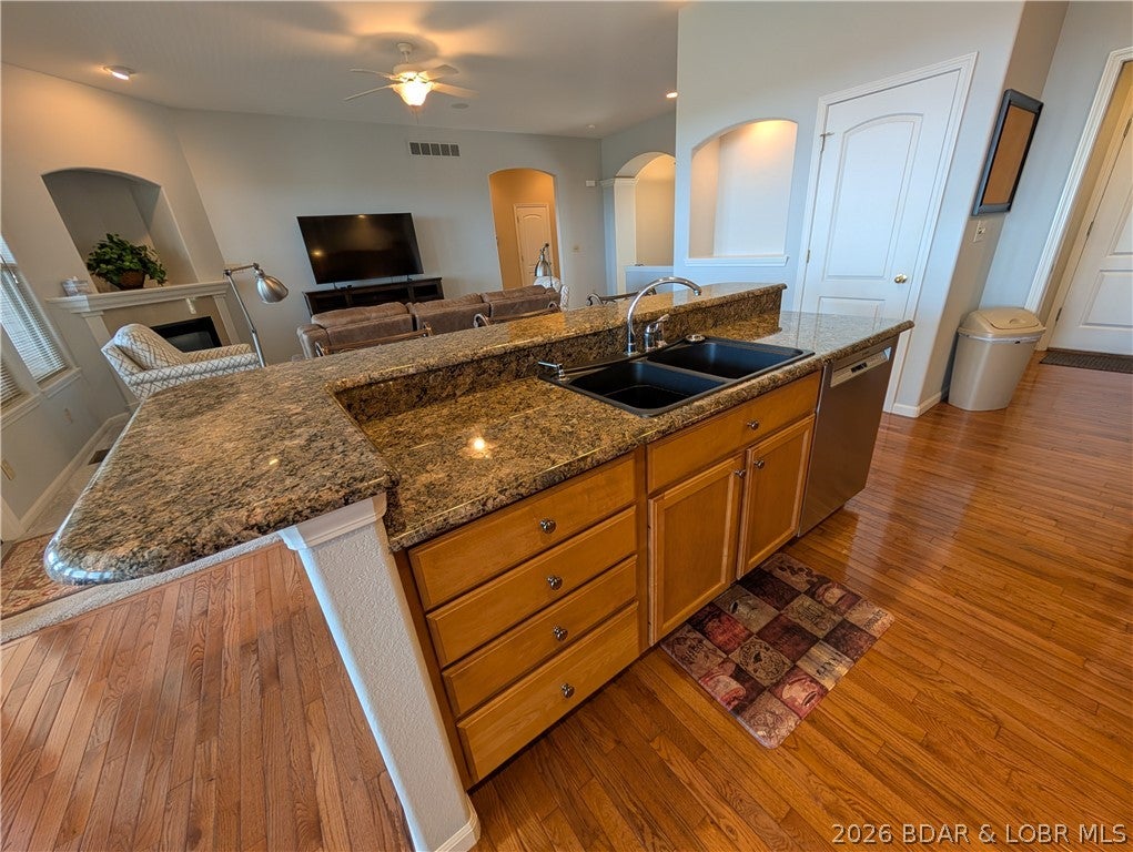 Villas at Shores of Camelot - Residential