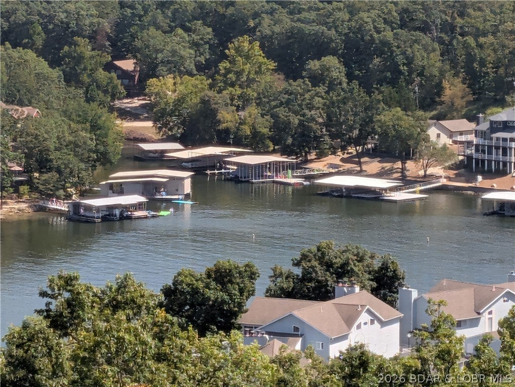 Villas at Shores of Camelot - Residential