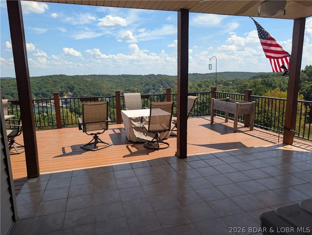 Villas at Shores of Camelot - Residential