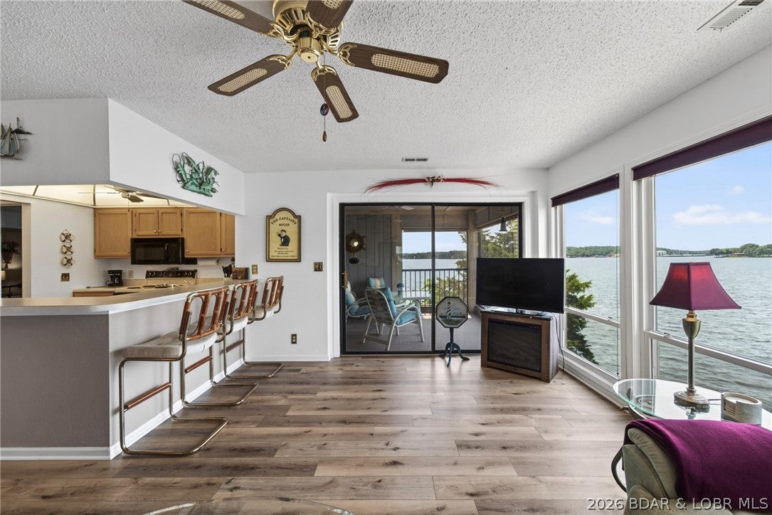 Spinnaker Point Condominiums - Residential