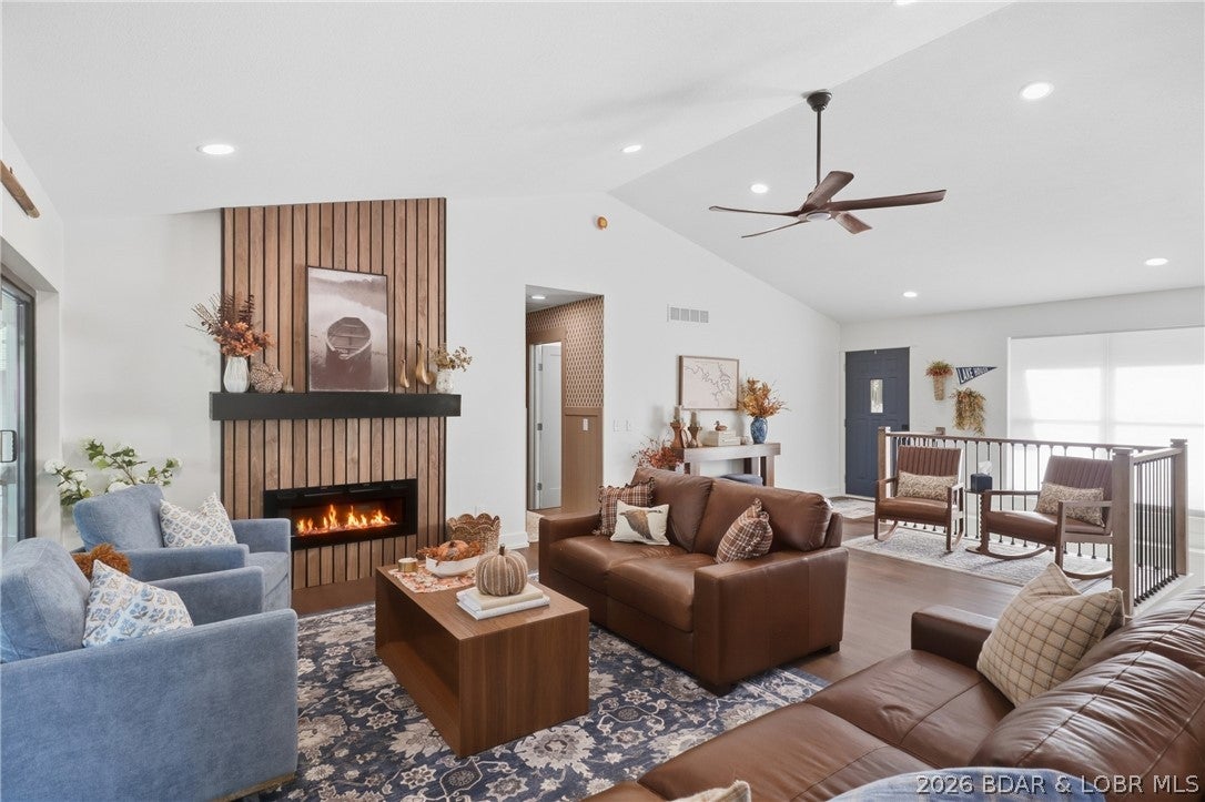 Hickory Grove - Residential