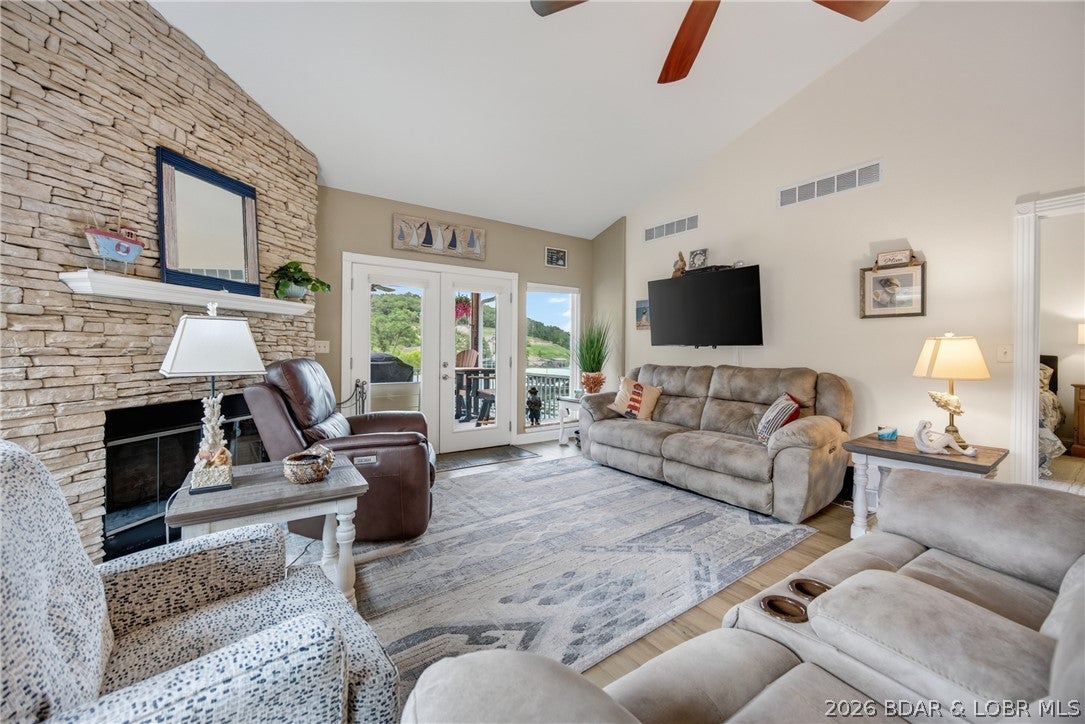 Oak Ridge Bay - Residential