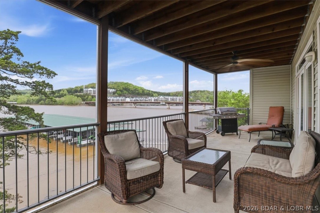 Cedar Green Luxury Condominium - Residential