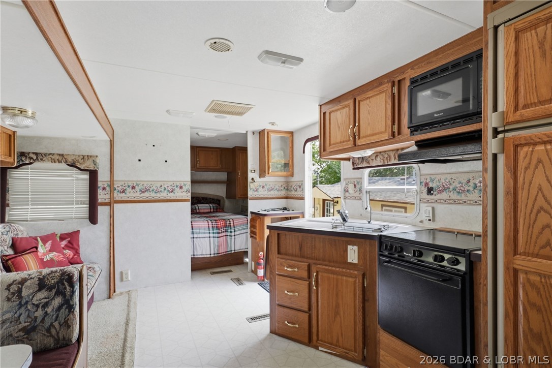 Duncans Point - Residential