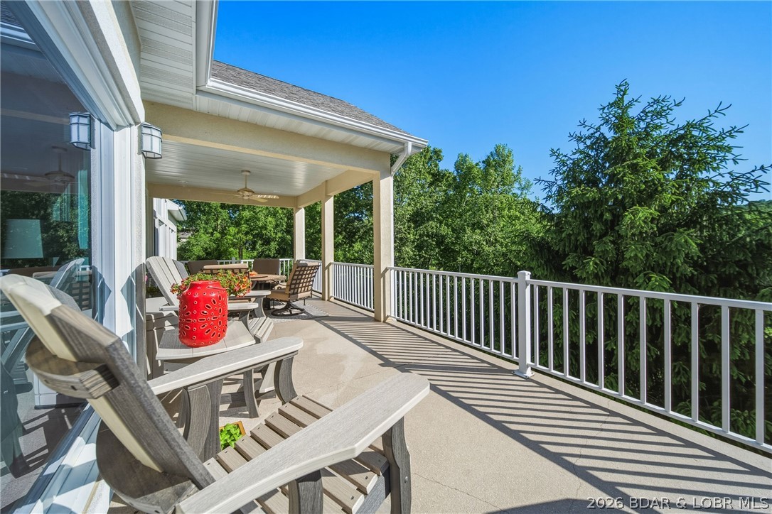 Country Club Cove - Residential