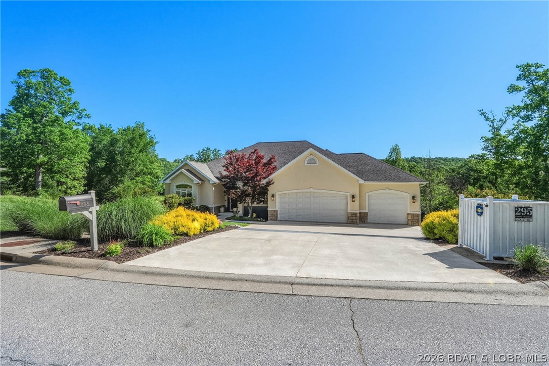 Country Club Cove - Residential