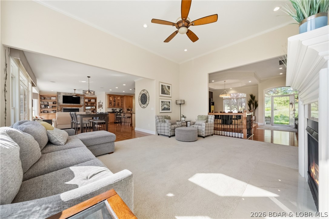 Country Club Cove - Residential