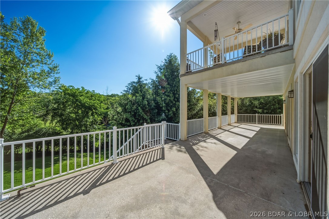 Country Club Cove - Residential
