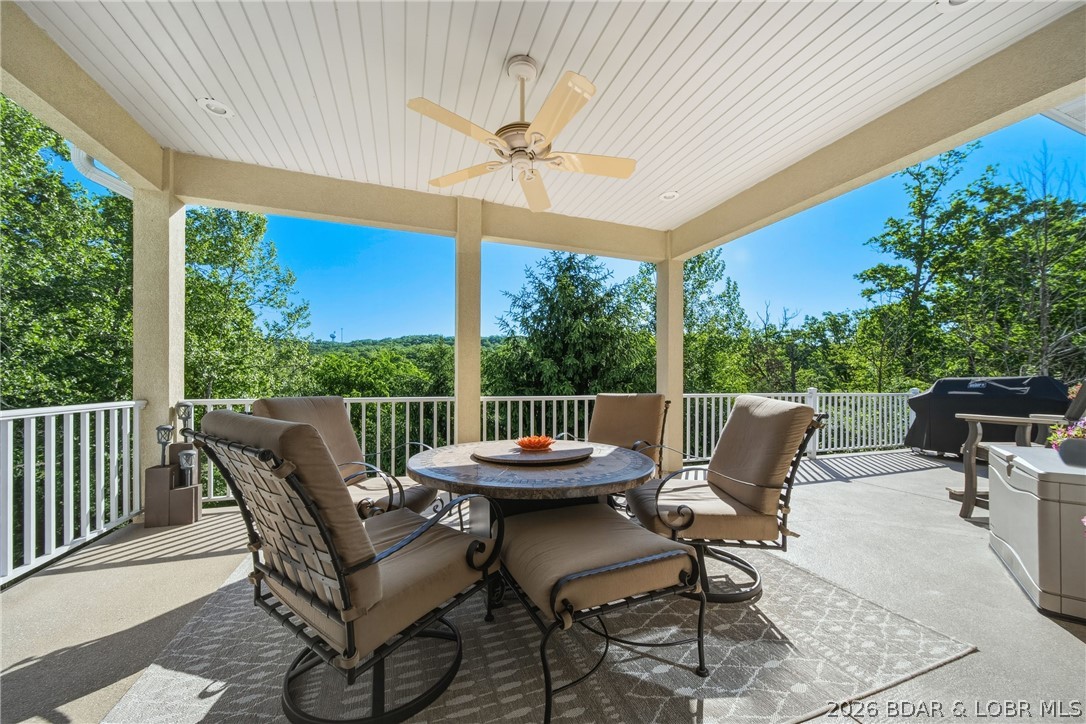 Country Club Cove - Residential