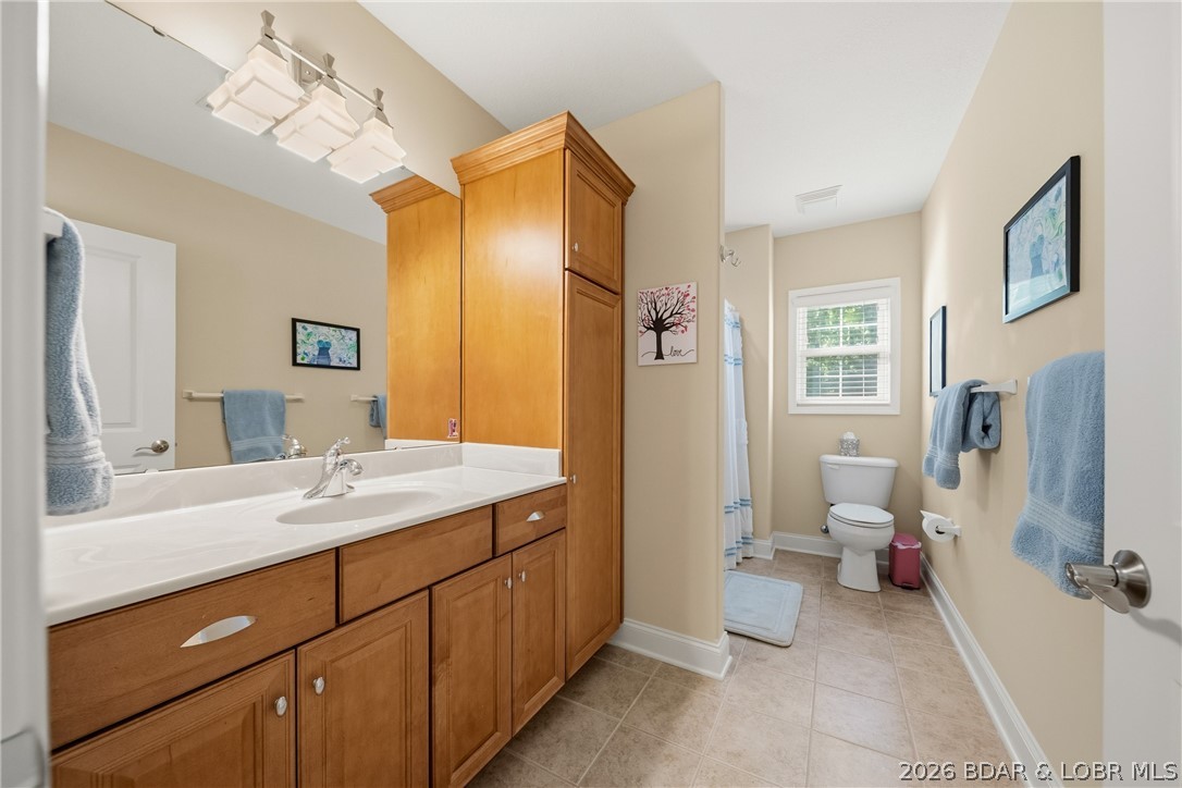 Country Club Cove - Residential