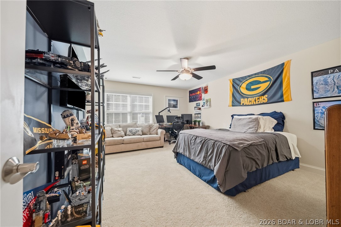 Country Club Cove - Residential