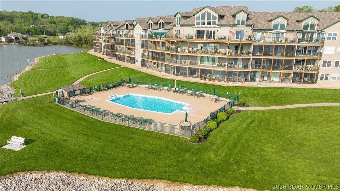 Cedar Glen Condominium - Residential