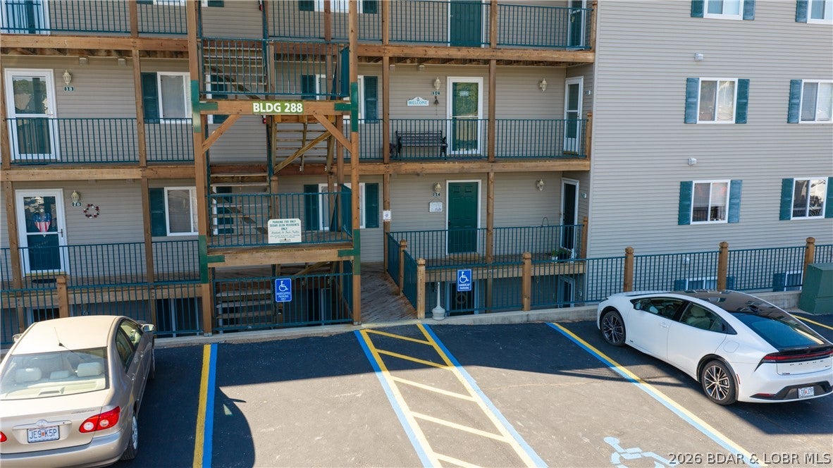Cedar Glen Condominium - Residential
