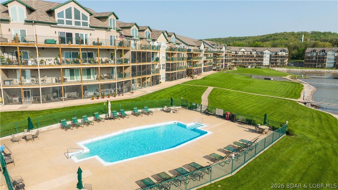Cedar Glen Condominium - Residential