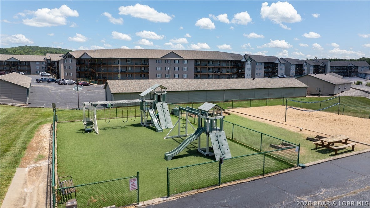 Cedar Glen Condominium - Residential