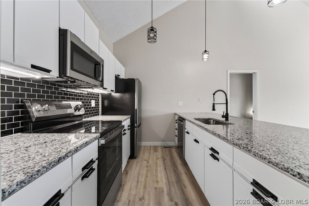 Hawks Nest Lodge Condominium - Residential