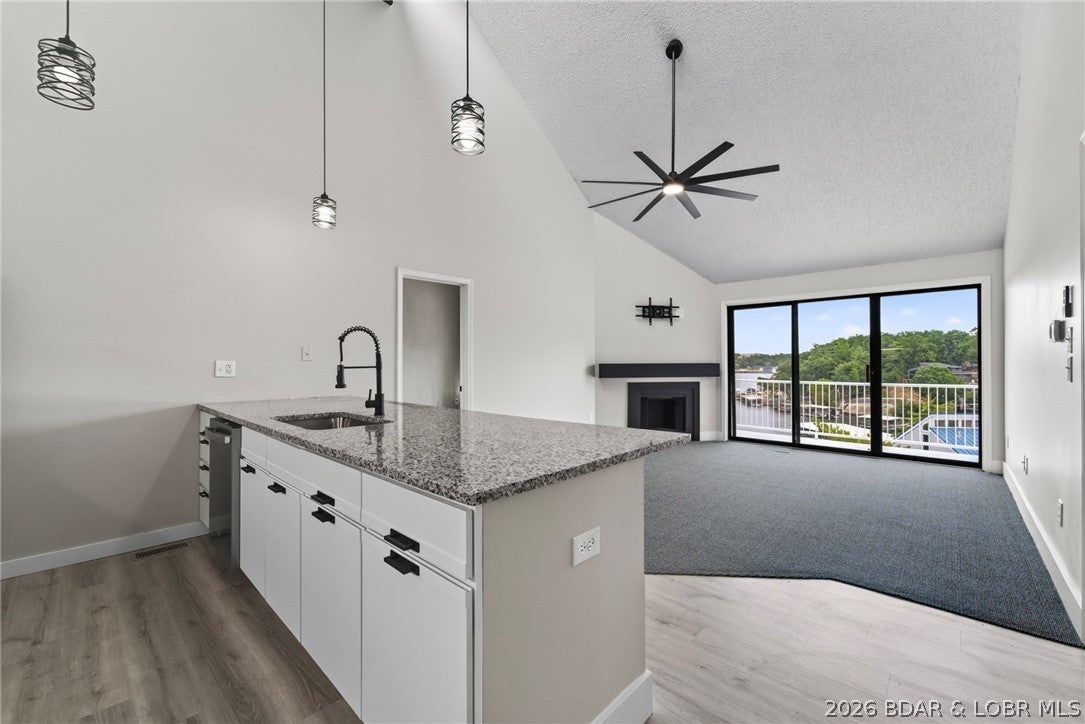 Hawks Nest Lodge Condominium - Residential