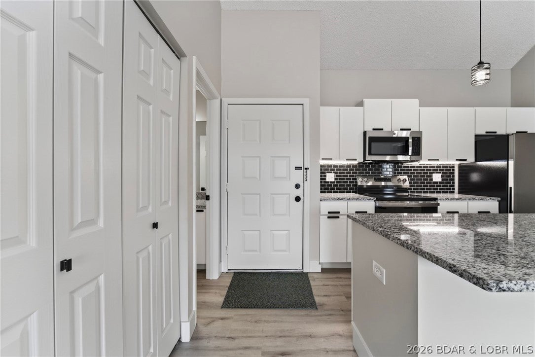 Hawks Nest Lodge Condominium - Residential