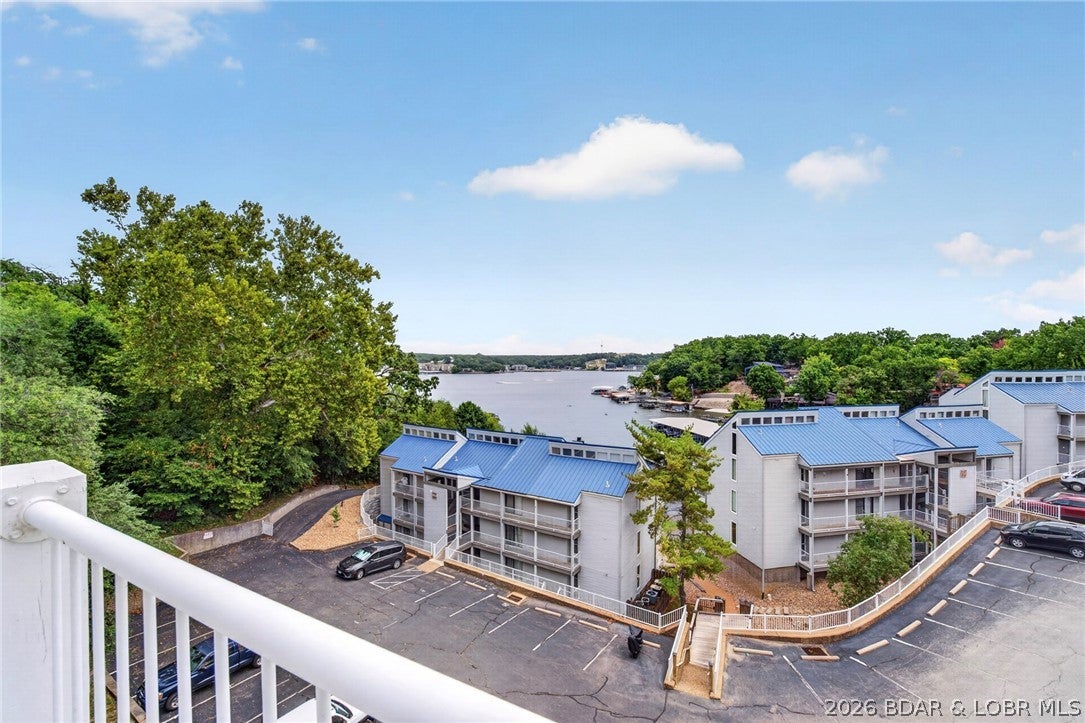 Hawks Nest Lodge Condominium - Residential