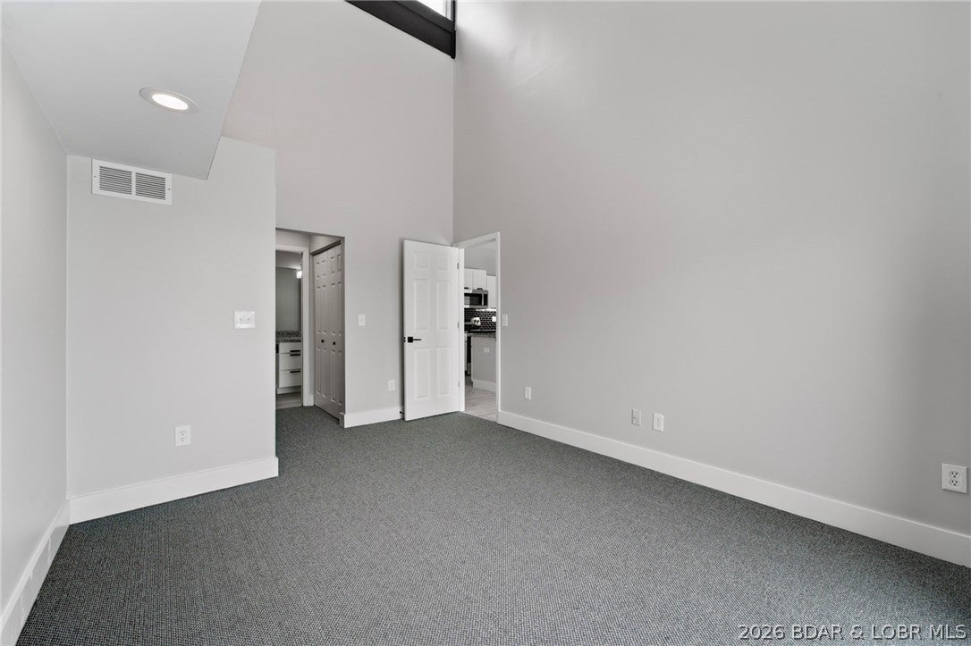 Hawks Nest Lodge Condominium - Residential