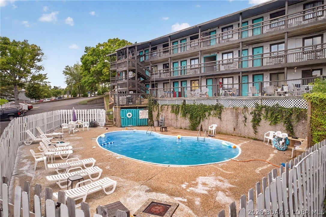Hawks Nest Lodge Condominium - Residential