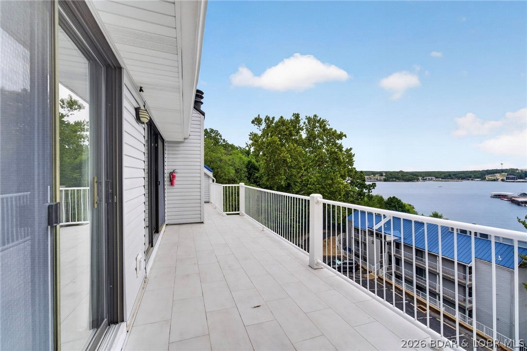 Hawks Nest Lodge Condominium - Residential