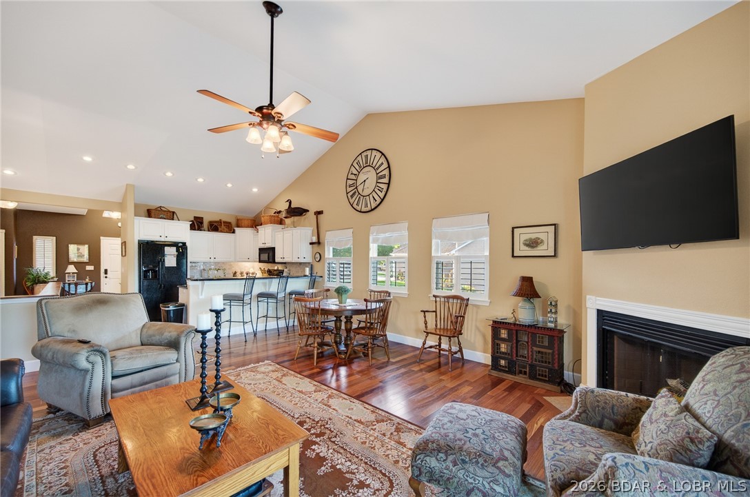 Oak Ridge Bay - Residential