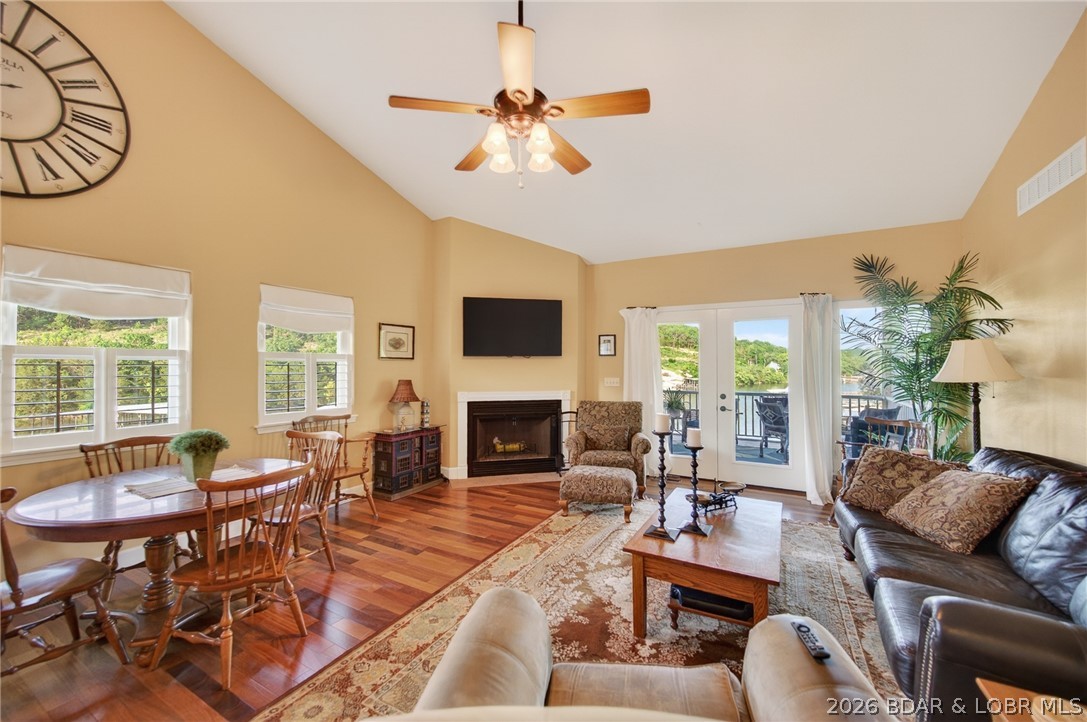 Oak Ridge Bay - Residential
