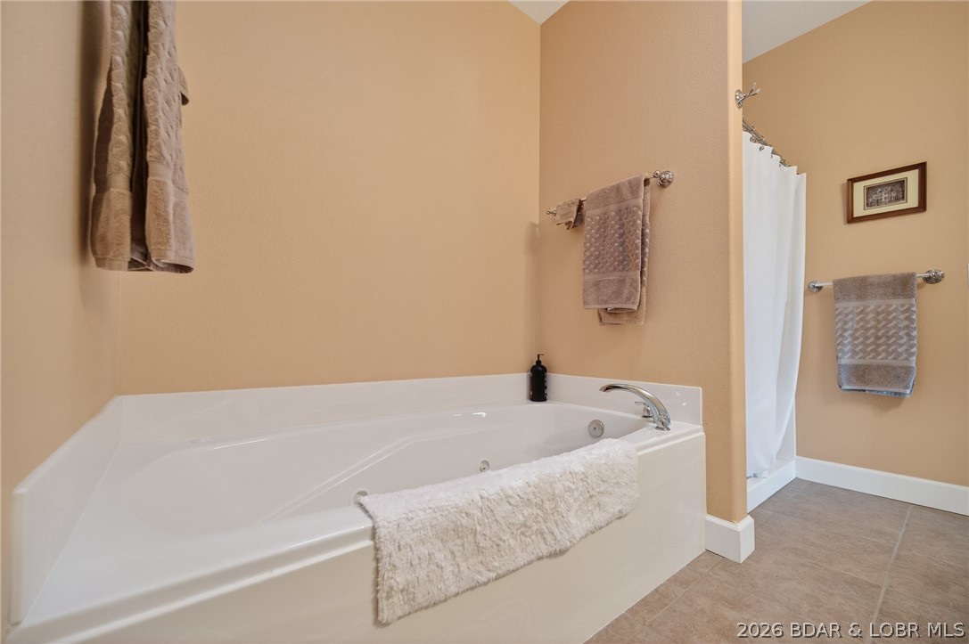 Oak Ridge Bay - Residential