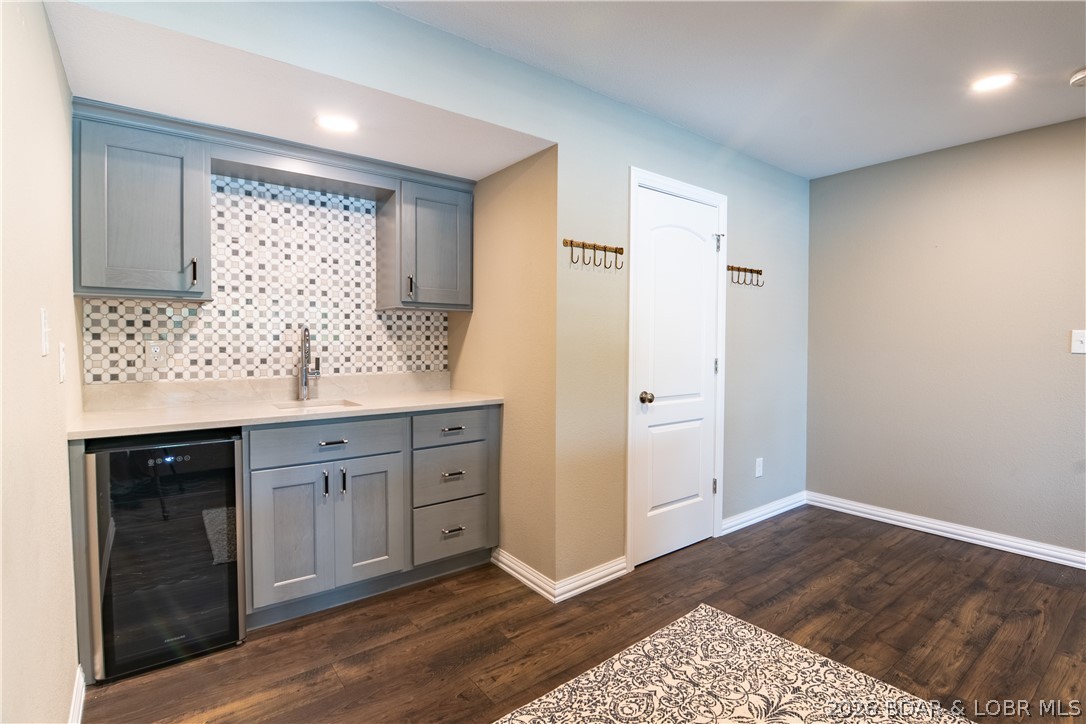 Imperial Point - Residential