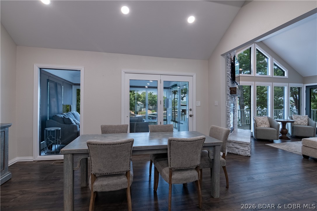 Imperial Point - Residential
