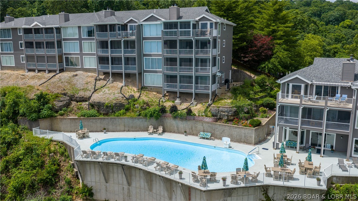 Windsor Bay Condominium - Residential