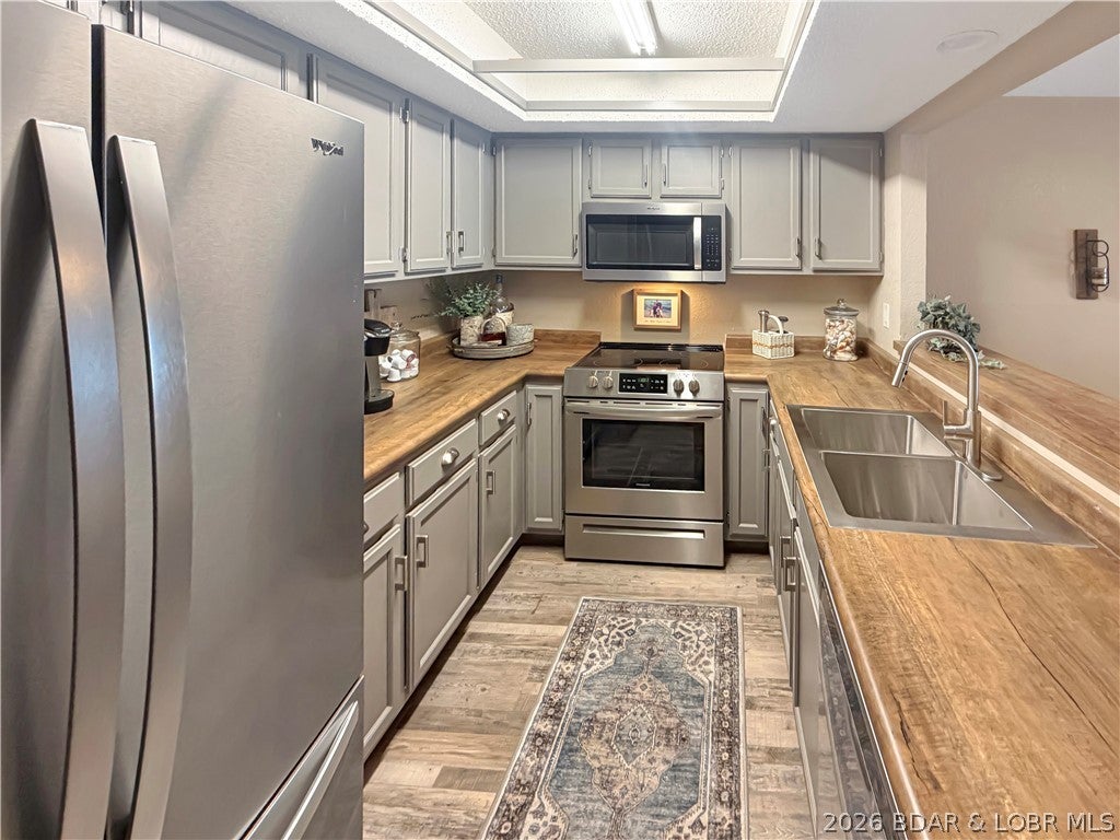 Wood Crest Condominiums - Residential