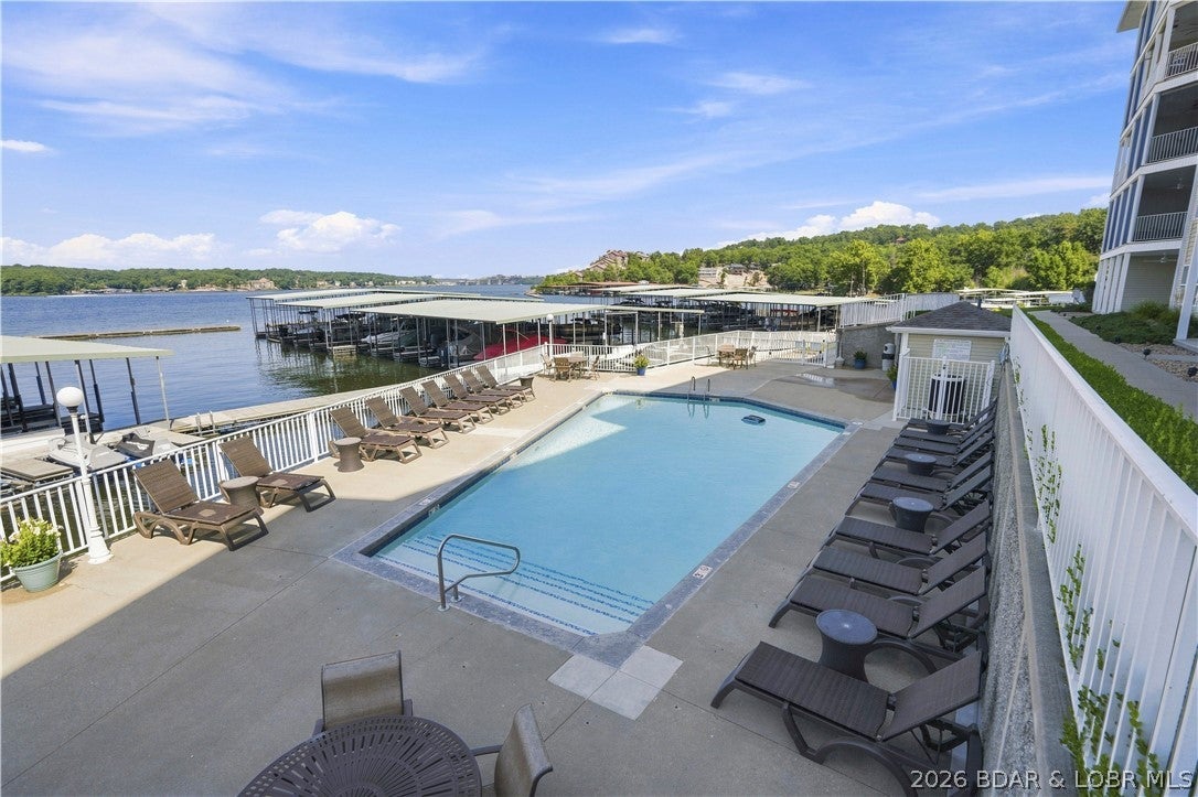 CapeRoyale At Ski Harbor Condo - Residential