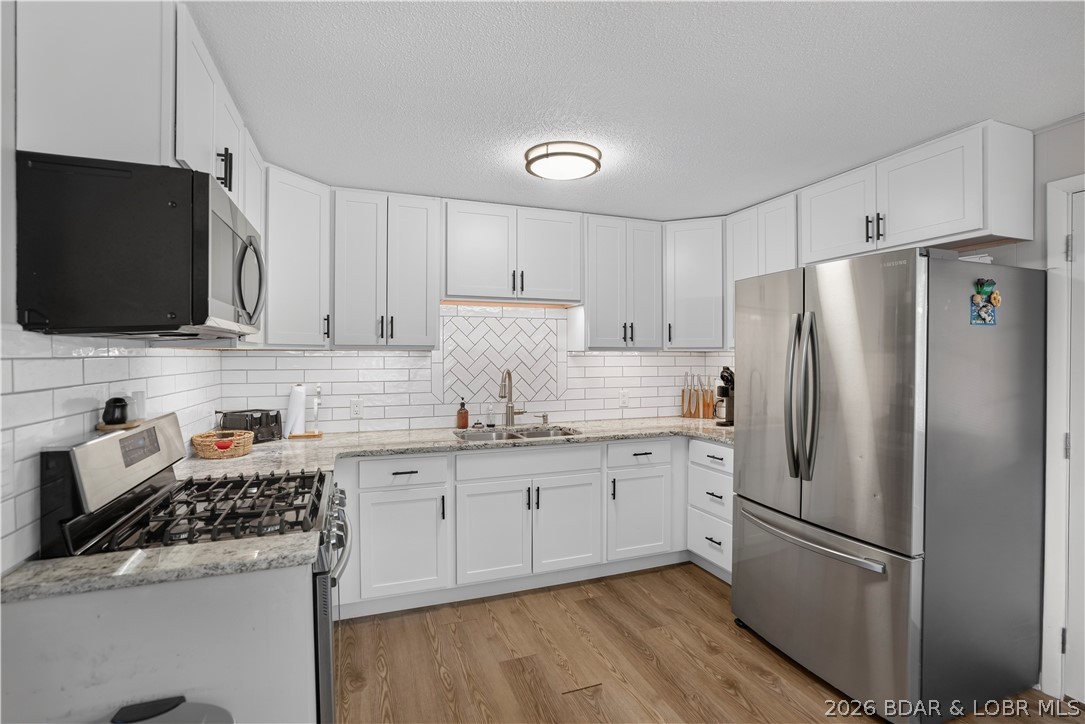El Tampa Acres - Residential