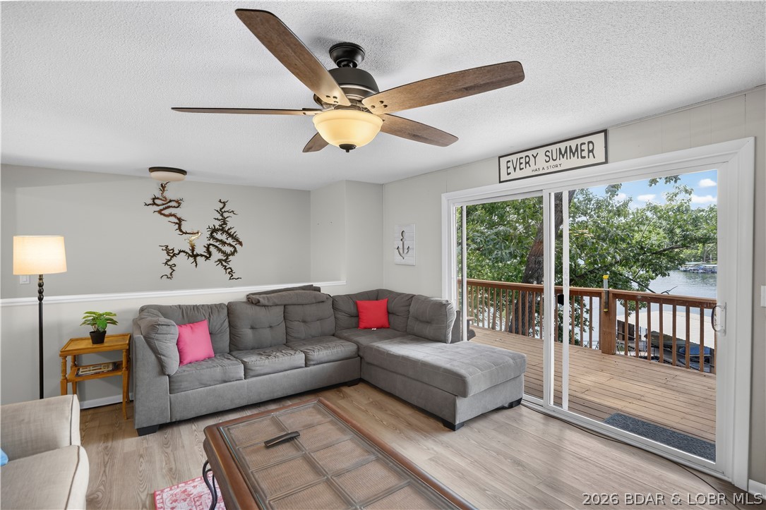 El Tampa Acres - Residential