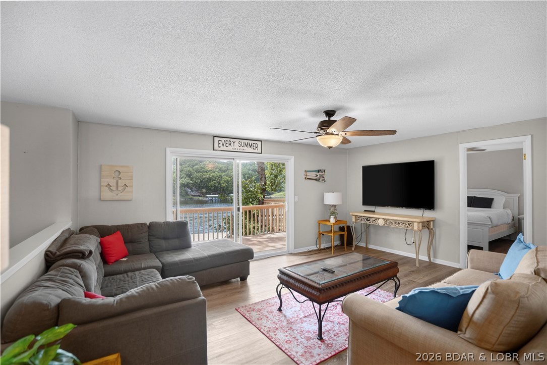 El Tampa Acres - Residential