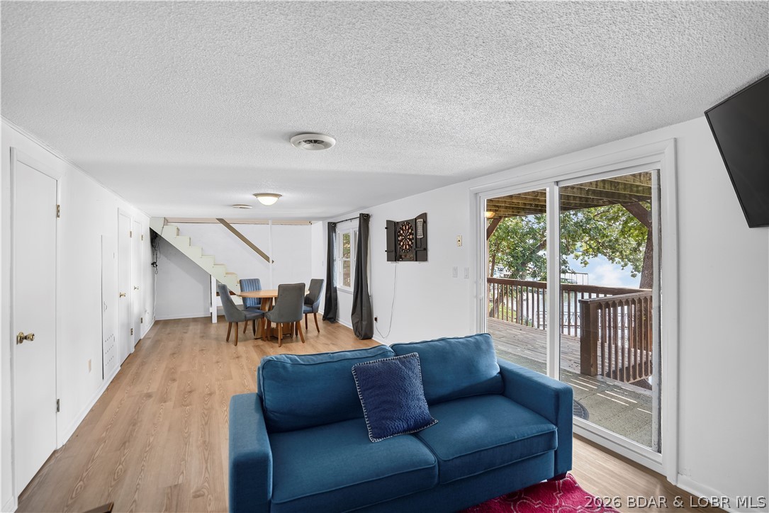 El Tampa Acres - Residential