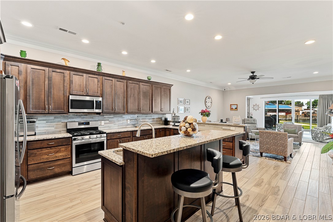 The Hamptons Condominium - Residential