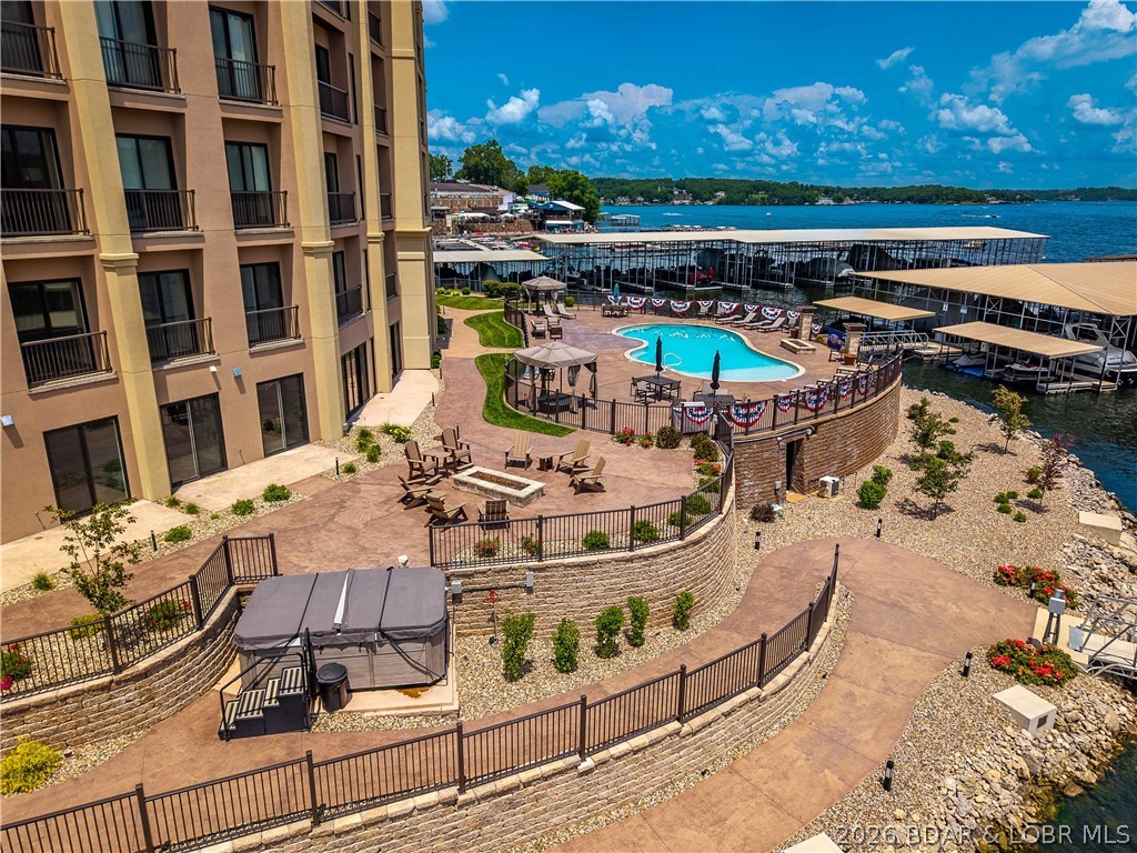 The Hamptons Condominium - Residential