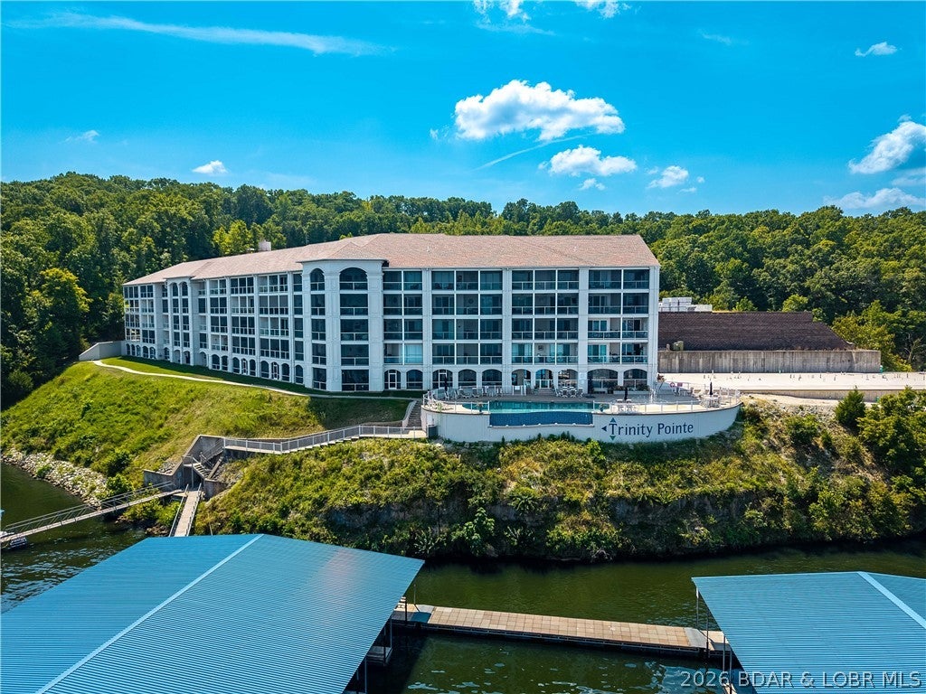 Trinity Pointe Condominiums - Residential