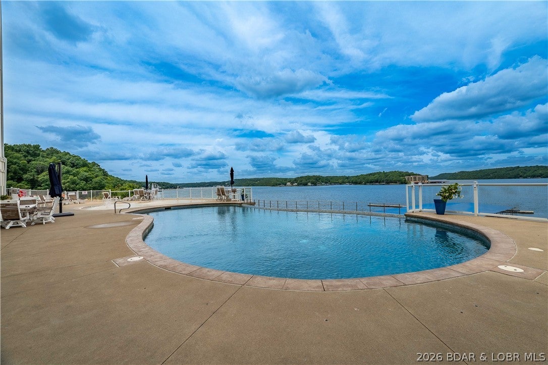 Trinity Pointe Condominiums - Residential