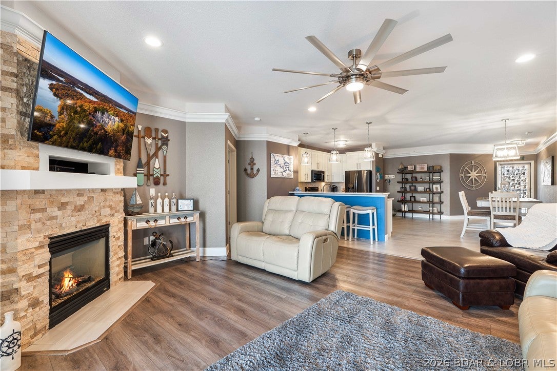 Trinity Pointe Condominiums - Residential