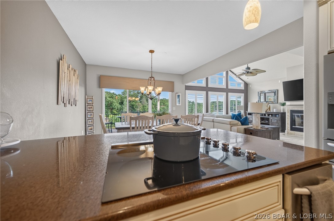 Arrowhead Beach Club - Residential