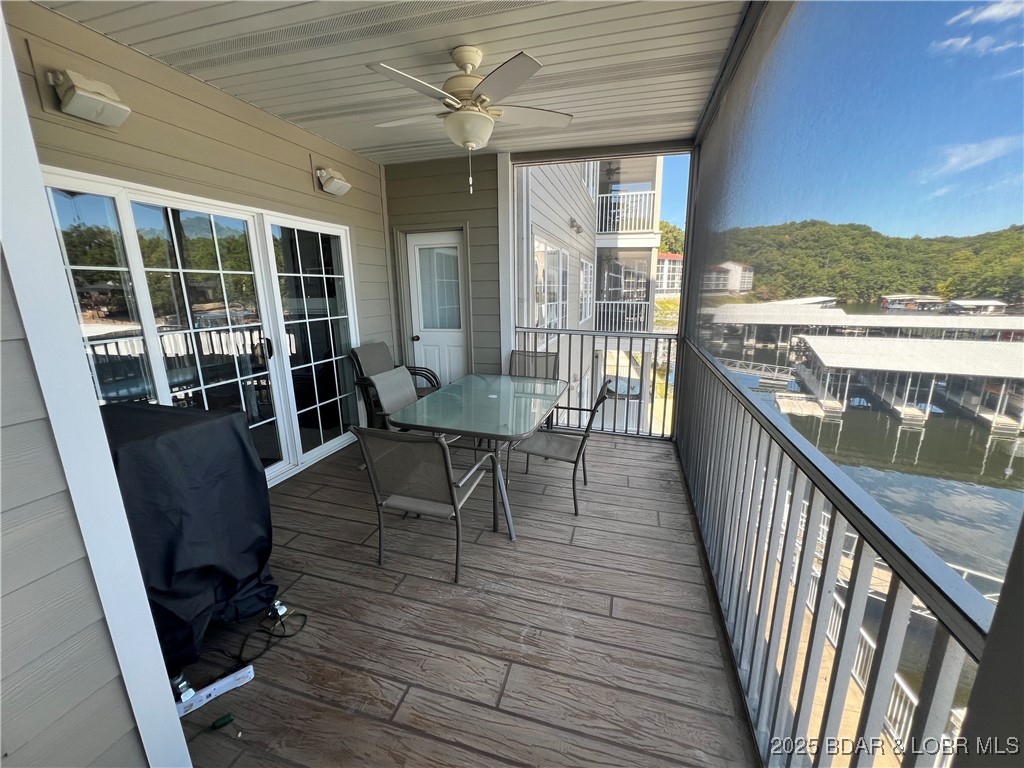 Lighthouse Pointe Condominium - Residential