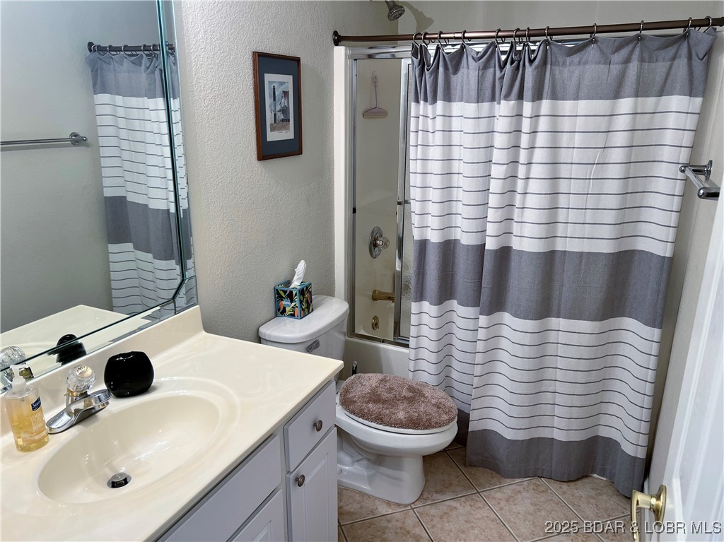 Lighthouse Pointe Condominium - Residential