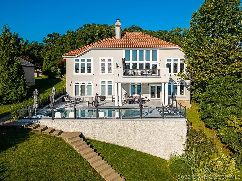 La Riva Est - Residential