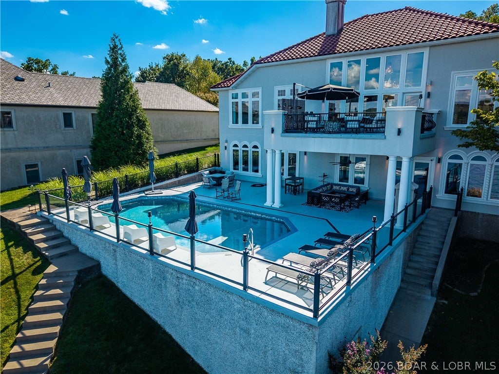 La Riva Est - Residential
