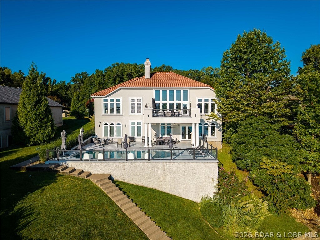 La Riva Est - Residential